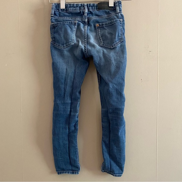 HM Distressed Jeans sz5-6 - Picture 3 of 4